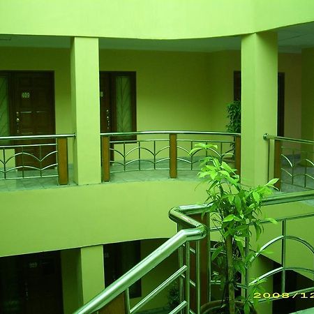 Hotel Pinangsia Giacarta Esterno foto