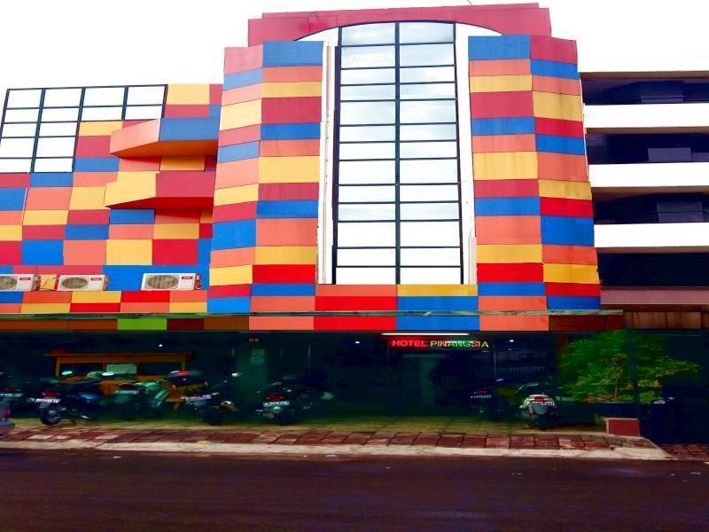 Hotel Pinangsia Giacarta Esterno foto