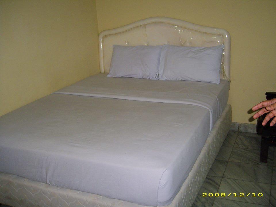 Hotel Pinangsia Giacarta Esterno foto