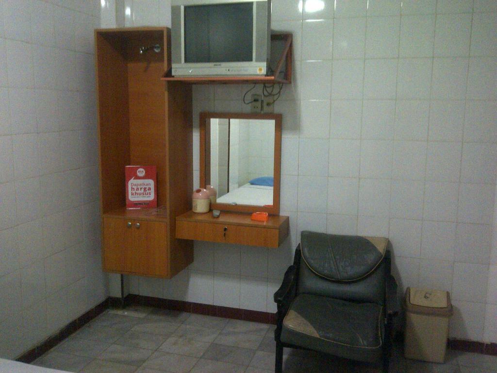Hotel Pinangsia Giacarta Esterno foto