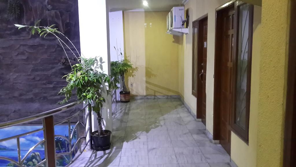 Hotel Pinangsia Giacarta Esterno foto