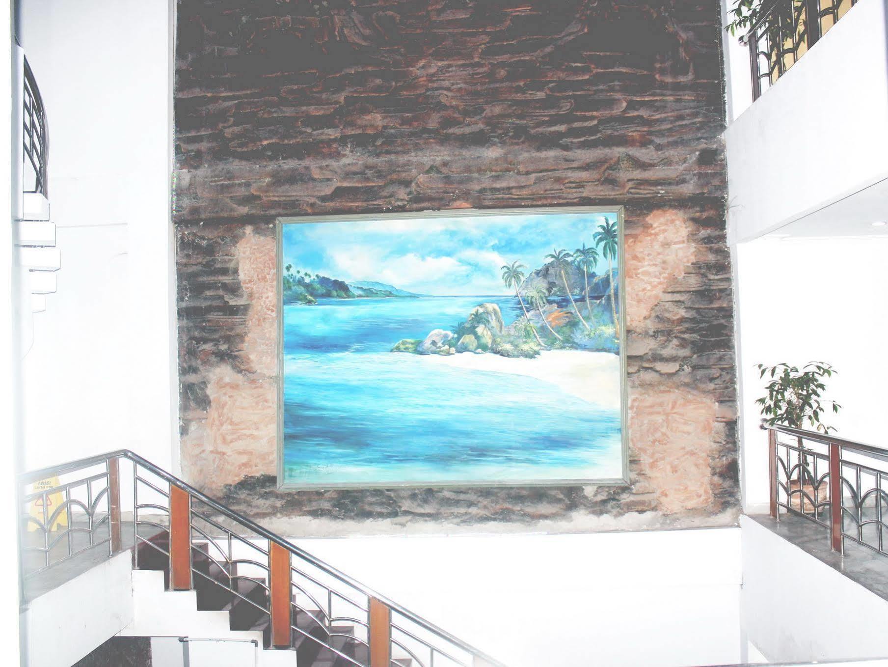 Hotel Pinangsia Giacarta Esterno foto